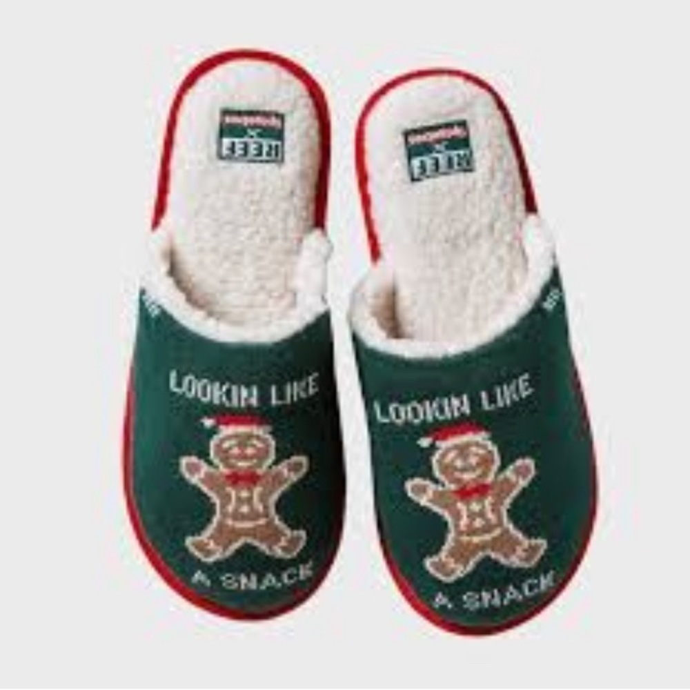 Reef x Tipsy Elves slippers‎ size 9